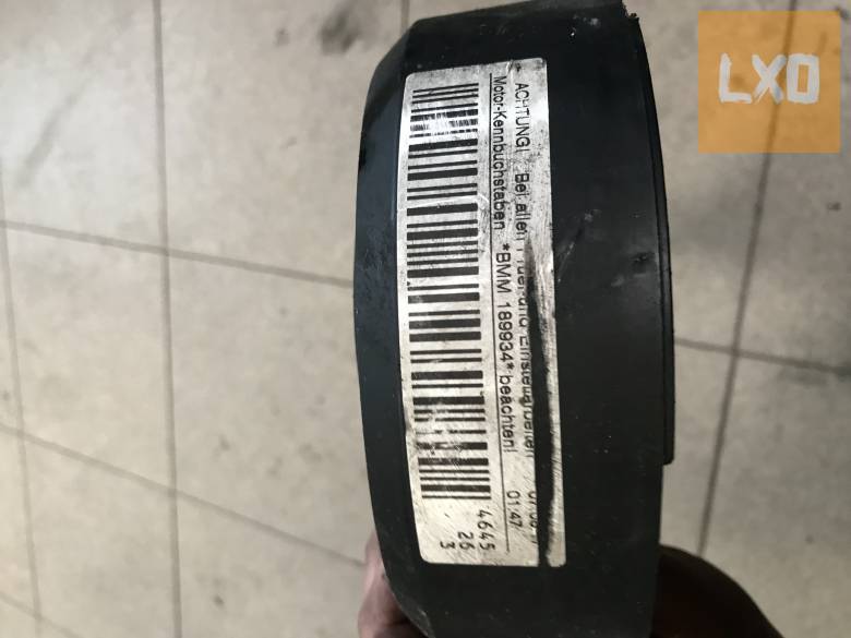 VW GOLF V 2,0 PD BMM / felső vezérlés burkolat 045 109 107 F apróhirdetés