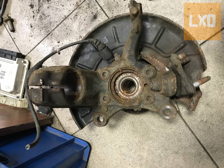 VW GOLF V 2,0 PD BMM / jobb első csonkállvány apróhirdetés