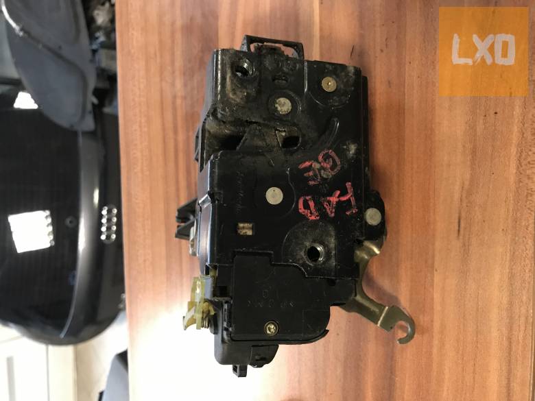 SKODA FABIA I / bal első zár 3B1 837 015 apróhirdetés