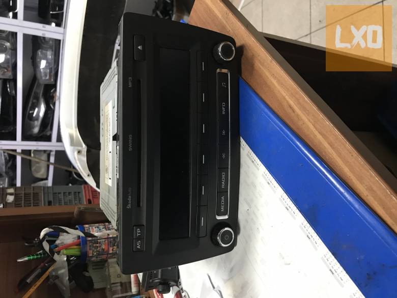 SKODA OCTAVIA II  FL /  SWING fejegység 1Z0 035 161 G apróhirdetés