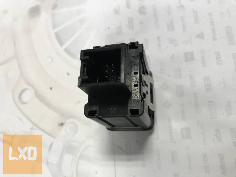 VW PASSAT B7 / fényszóró magasság állító állító 3AA 941 333 apróhirdetés