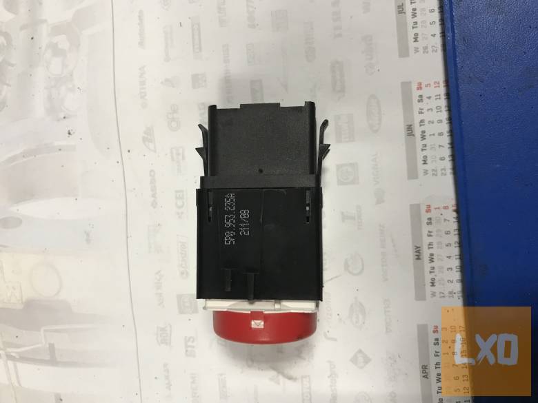 SEAT LEON 1P / elakadásjelző kapcsoló 5P0 953 235 A apróhirdetés