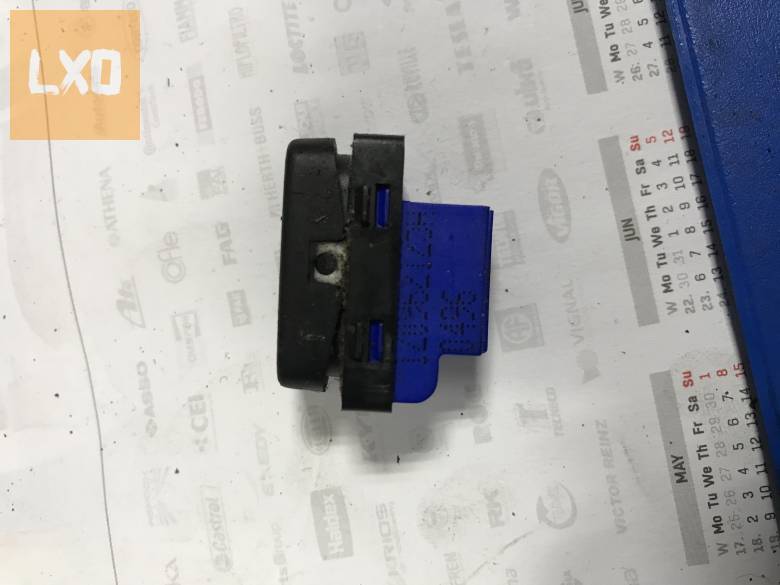 SKODA OCTAVIA II / központi zár kapcsoló apróhirdetés