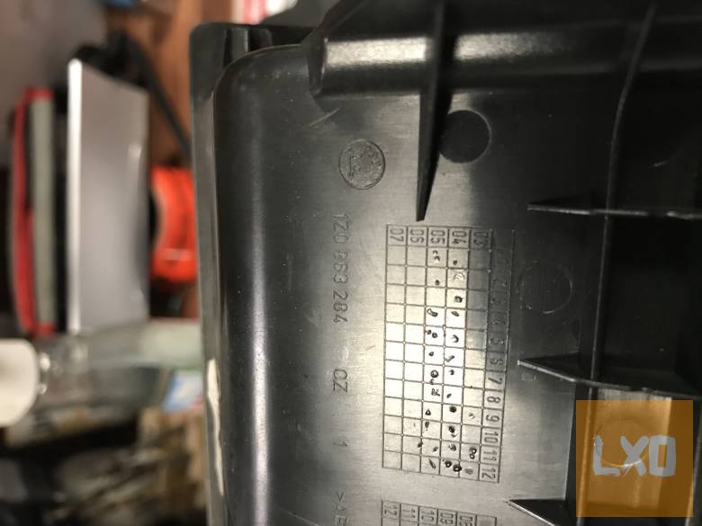 SKODA OCTAVIA II / tároló 1Z0 863 284 apróhirdetés