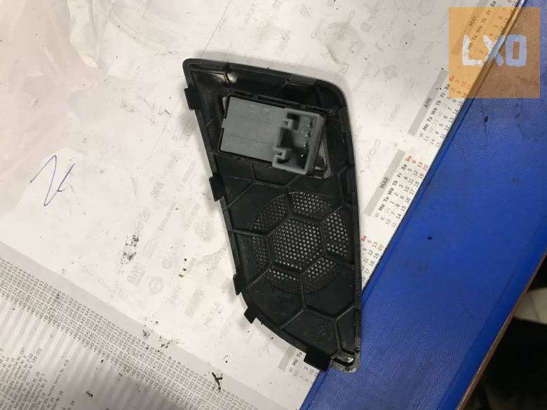 SKODA OCTAVIA II / jobb hátsó ablakememelő kapcsoló apróhirdetés