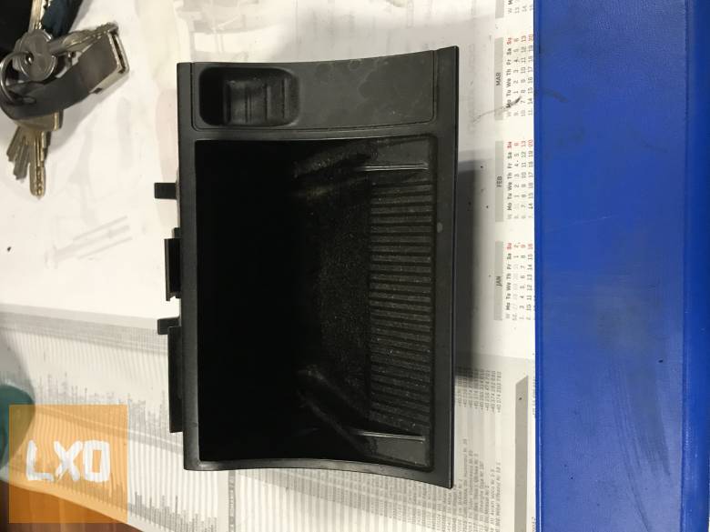 SKODA OCTAVIA II / középső tároló betét apróhirdetés