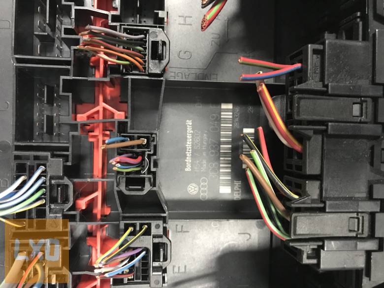 VW GOLF V _OCTAVIA II 1,6 BSE / komfortmodul 3C8 937 049 E apróhirdetés