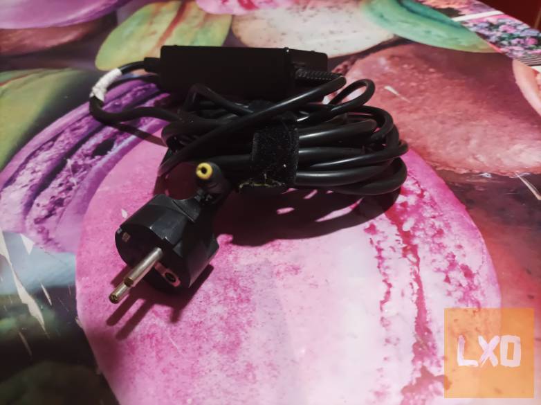 HP laptop töltő apróhirdetés