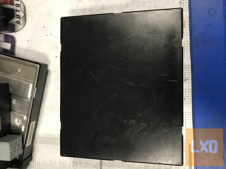 AUDI A4 B8  / komfortmodul 8K0 907 064 DC apróhirdetés