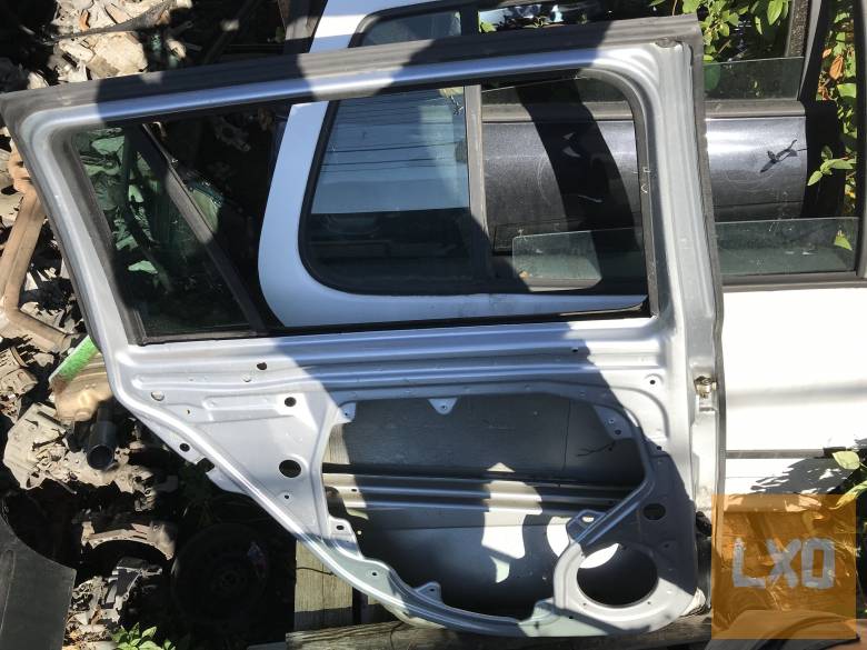 SKODA OCTAVIA II Kombi / bal hátsó ajtó ( javított) apróhirdetés