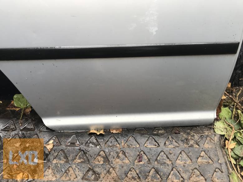 VW BORA  / jobb hátsó ajtó apróhirdetés