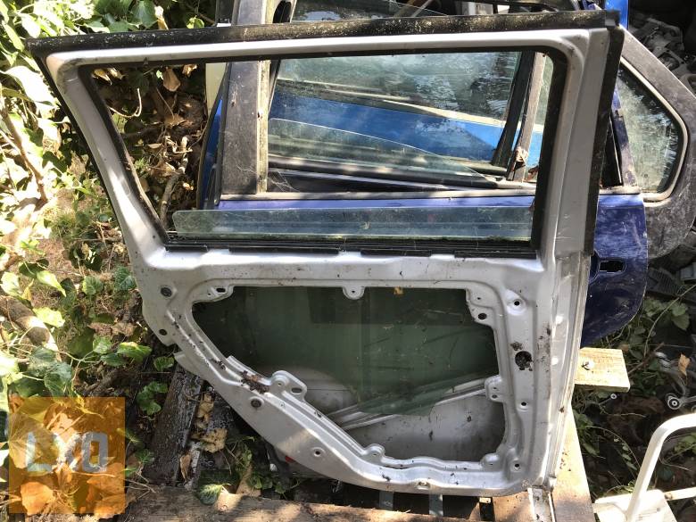 VW PASSAT B5 Variant //  bal hátsó ajtó apróhirdetés