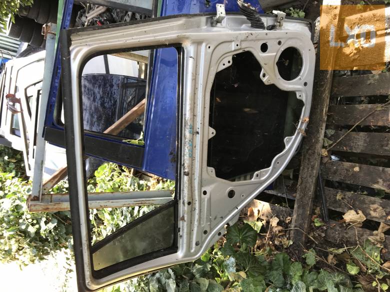 SKODA OCTAVIA II Kombi / bal hátsó ajtó (javított) apróhirdetés