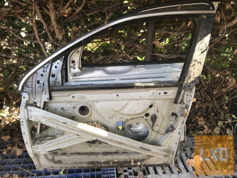 VW GOLF V Variant / bal első ajtó ( lap nélkül) apróhirdetés