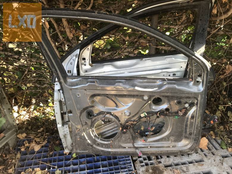 VW GOLF V Variant / bal első ajtó ( lap nélkül) apróhirdetés