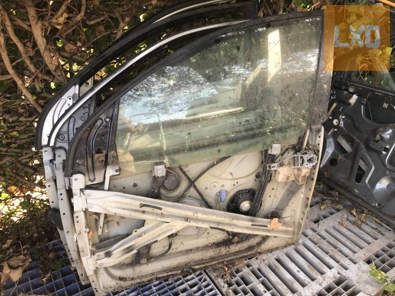 VW GOLF V  / bal első ajtó apróhirdetés