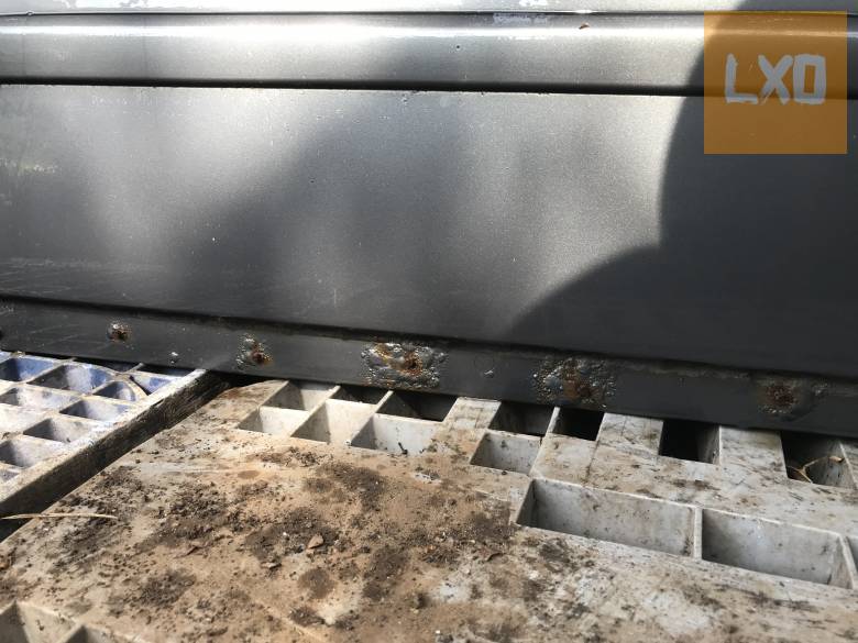 AUDI A4 B6  / jobb első ajtó apróhirdetés