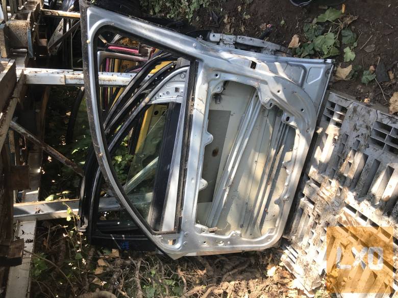 VW PASSAT B5.5  / jobb első ajtó apróhirdetés