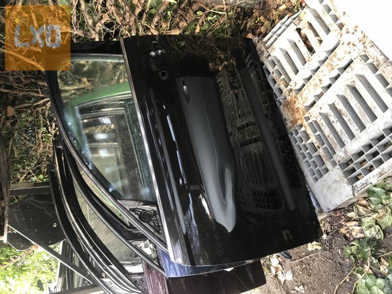 AUDI A6 4G  / bal első ajtó ( horpadt) apróhirdetés