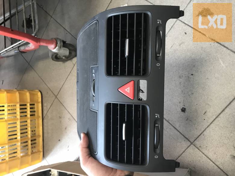 VW GOLF V / középső légbefúvó apróhirdetés