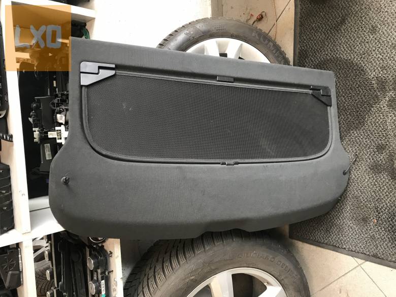AUDI A3 8P ( 3 ajtós) kalaptartó apróhirdetés
