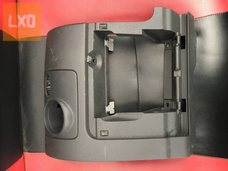 VW GOLF V / bal műszerfal toldat 1K1 858 357 M apróhirdetés