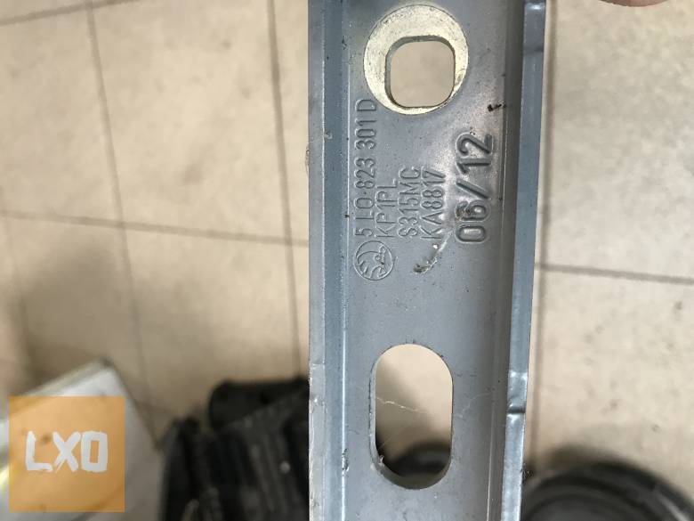 SKODA YETI 5L / bal géptető zsanér  5L0 823 301 D apróhirdetés