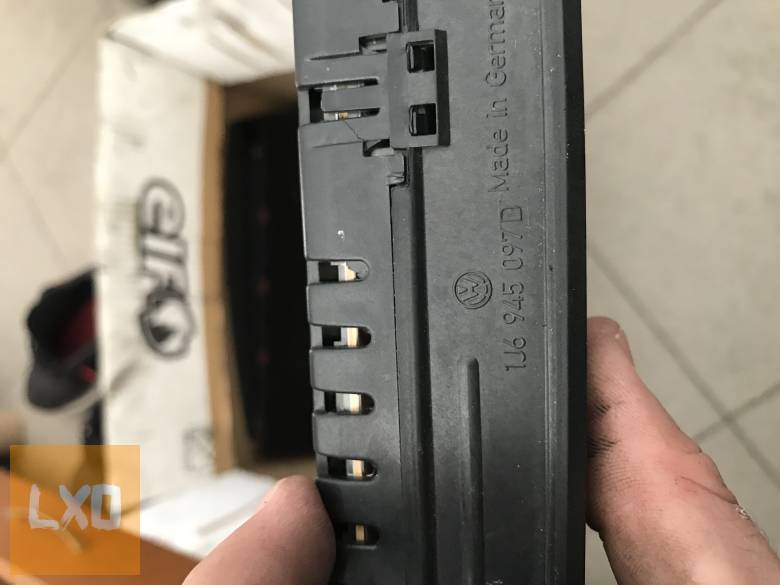 VW PASSAT B5.5 Variant  / pótféklámpa 1J6 945 097 D apróhirdetés