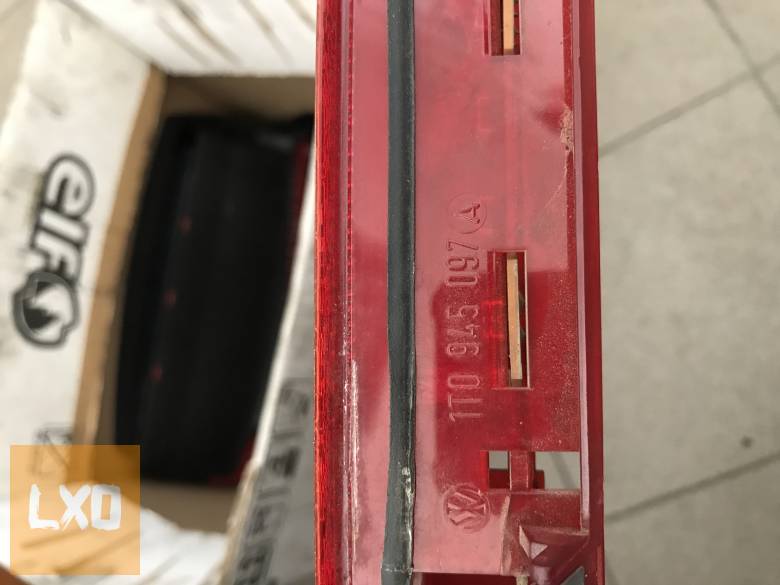 VW TOURAN 1T / pótféklámpa 1T0 945 097 A apróhirdetés