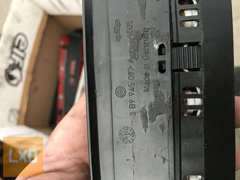 VW PASSAT B5 VARIANT  / pótféklámpa 3B9 945 097 apróhirdetés