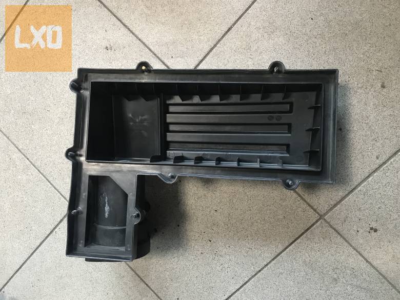 VW PASSAT B6 2,0 PD BKP / légszűrőház fedél 3C0 129 607 AP apróhirdetés