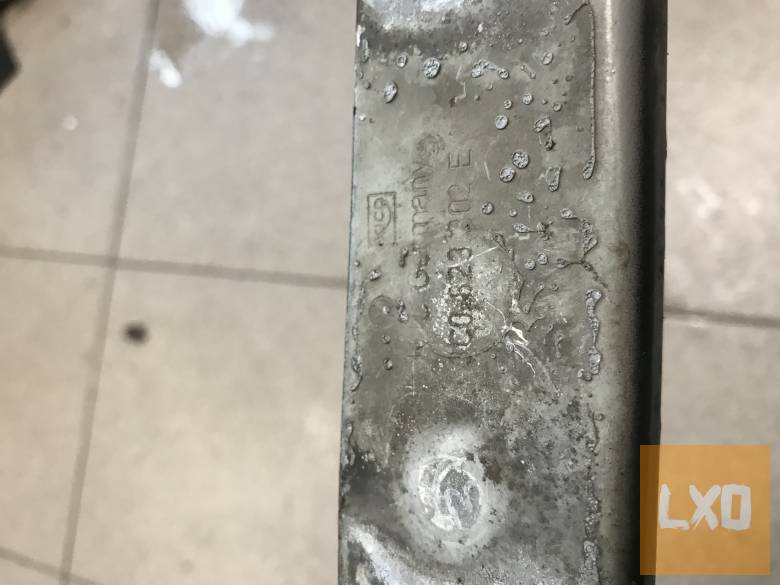 VW PASSAT B6 / géptető zsanér ( jobb) 3C0 823 302 E apróhirdetés