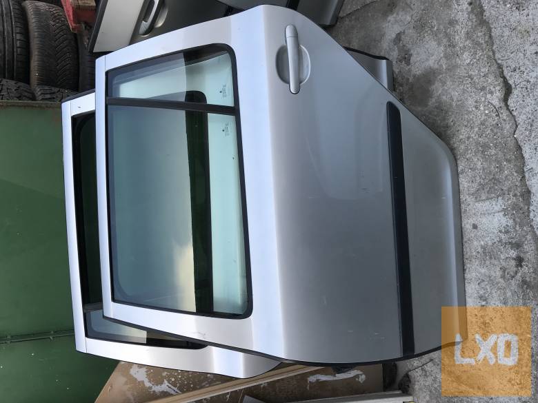 SKODA OCTAVIA II Kombi -* bal hátsó ajtó apróhirdetés