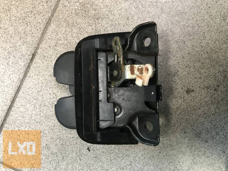 AUDI A3 8P - 3 ajtós  / csomagtér zár apróhirdetés