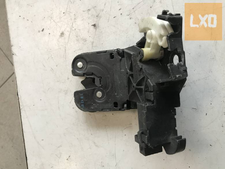 AUDI A6 4F AVANT  / csomagtér zár apróhirdetés