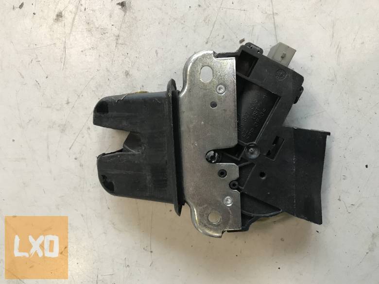 AUDI A6 4F Sedan / csomagtér zár 4F5 827 505 D apróhirdetés