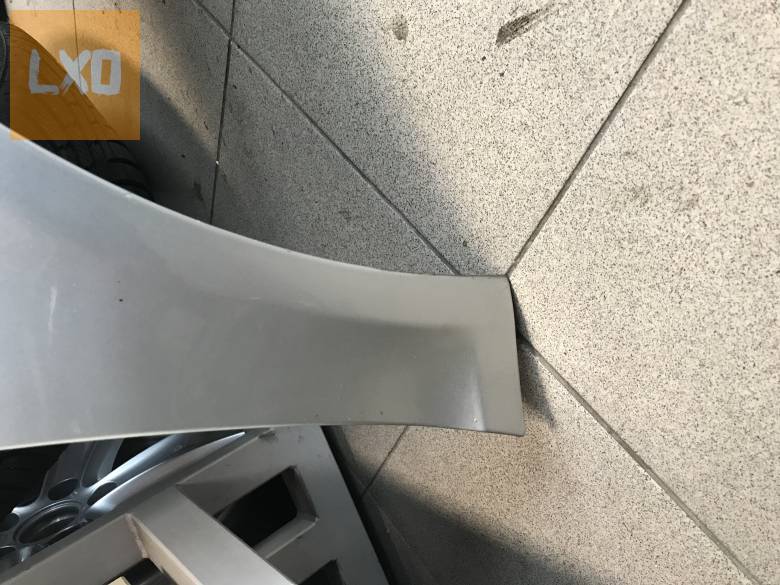 SKODA OCTAVIA II ( FL előtti) - jobb első sárvédő apróhirdetés