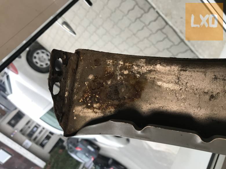 VW PASSAT CC  / jobb első sárvédő hibás apróhirdetés