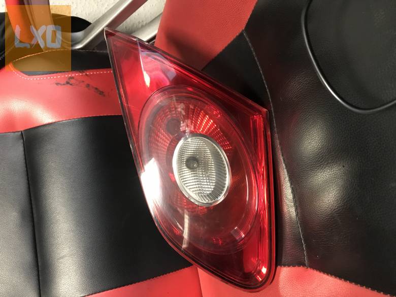 VW PASSAT CC / jobb hátsó belső lámpa 3C8 945 094 D apróhirdetés