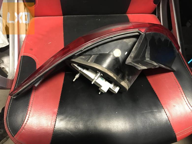 VW PASSAT CC  / jobb hátsó külső lámpa apróhirdetés