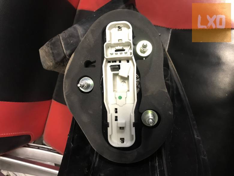 VW PASSAT CC  / jobb hátsó külső lámpa apróhirdetés