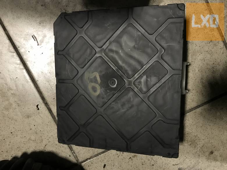 SKODA OCTAVIA III / komfortmodul 5Q0 937 084 AE apróhirdetés