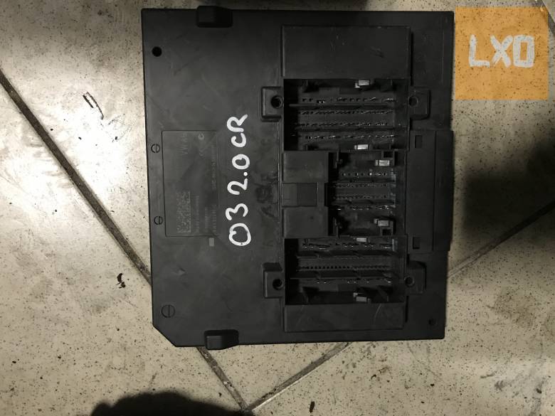 SKODA OCTAVIA III / komfortmodul 5Q0 937 084 S apróhirdetés