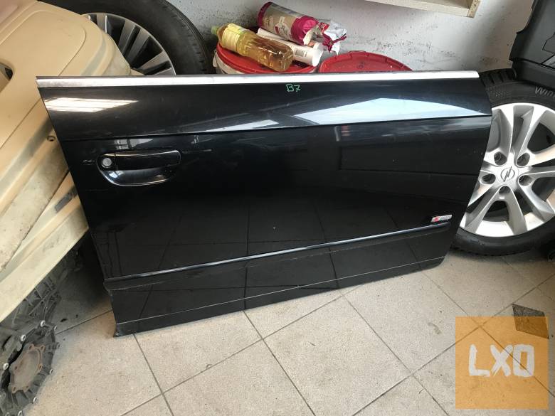 AUDI A4 B7 / jobb első ajtó apróhirdetés