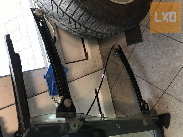 AUDI A4 B7 / jobb első ablakemelő szerkezet apróhirdetés