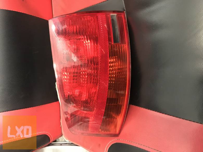 AUDI A4 B7 SEDAN  / bal hátsó külső lámpa apróhirdetés