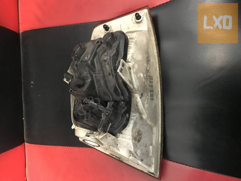 AUDI A4 B7 SEDAN  / bal hátsó külső lámpa apróhirdetés