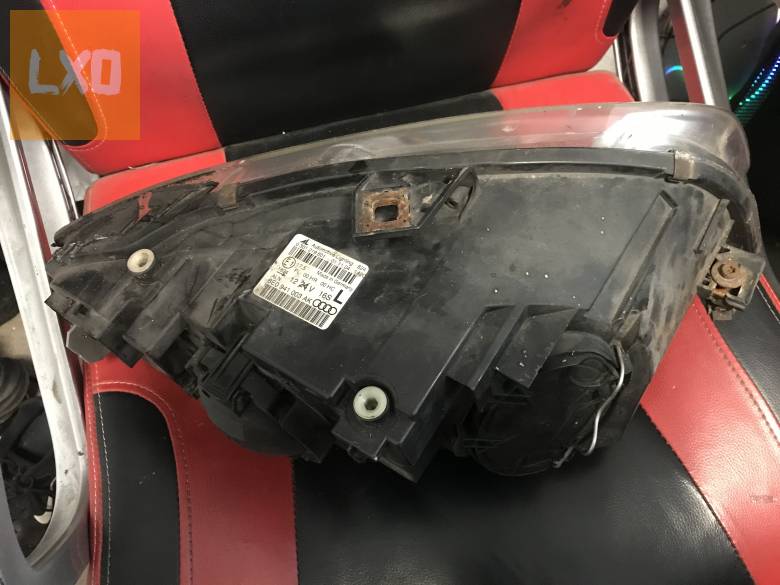 AUDI A4 B7   / bal halogén fényszóró apróhirdetés