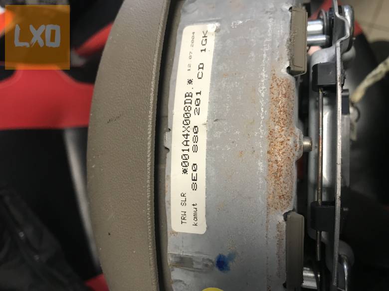 AUDI A4 B7  / kormánylégzsák ( 4 küllős) 8E0 880 201 CD apróhirdetés