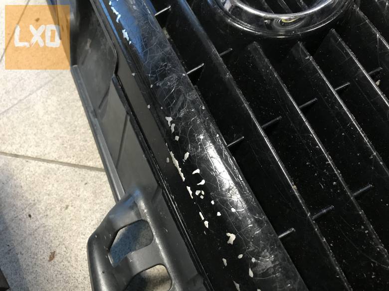 AUDI A4 B7  / hűtőrács 8E0 853 651 J apróhirdetés